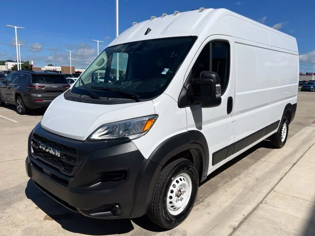 Used 2025 White Ram High Roof image 7