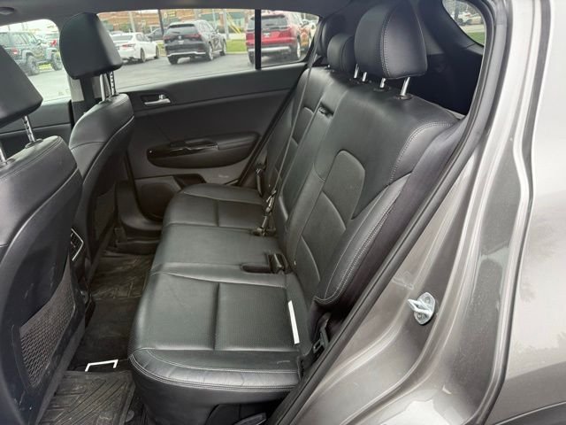 Used 2018 Silver Kia SX image 9
