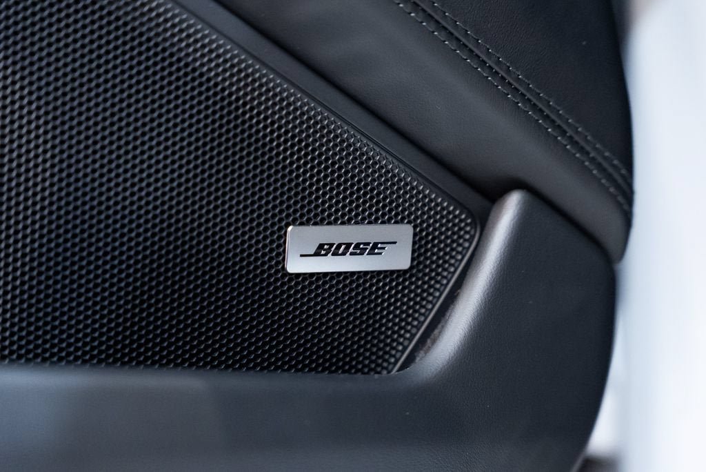 Used 2025 Ice Gray Metallic Porsche Turbo image 33