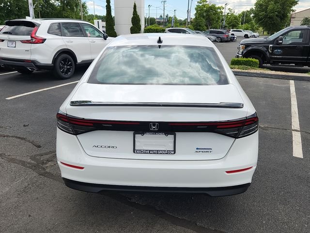 Used 2025 Solar Silver Metallic Honda Sport image 5