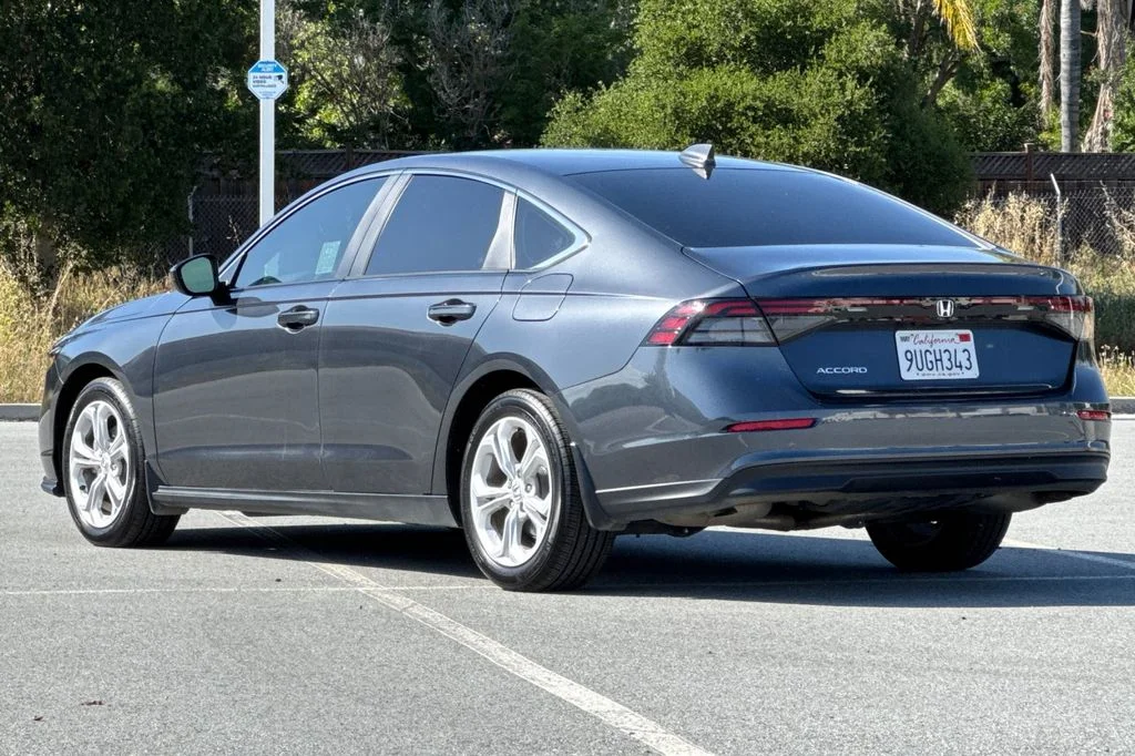 Used 2025 Meteorite Gray Metallic Honda LX image 6