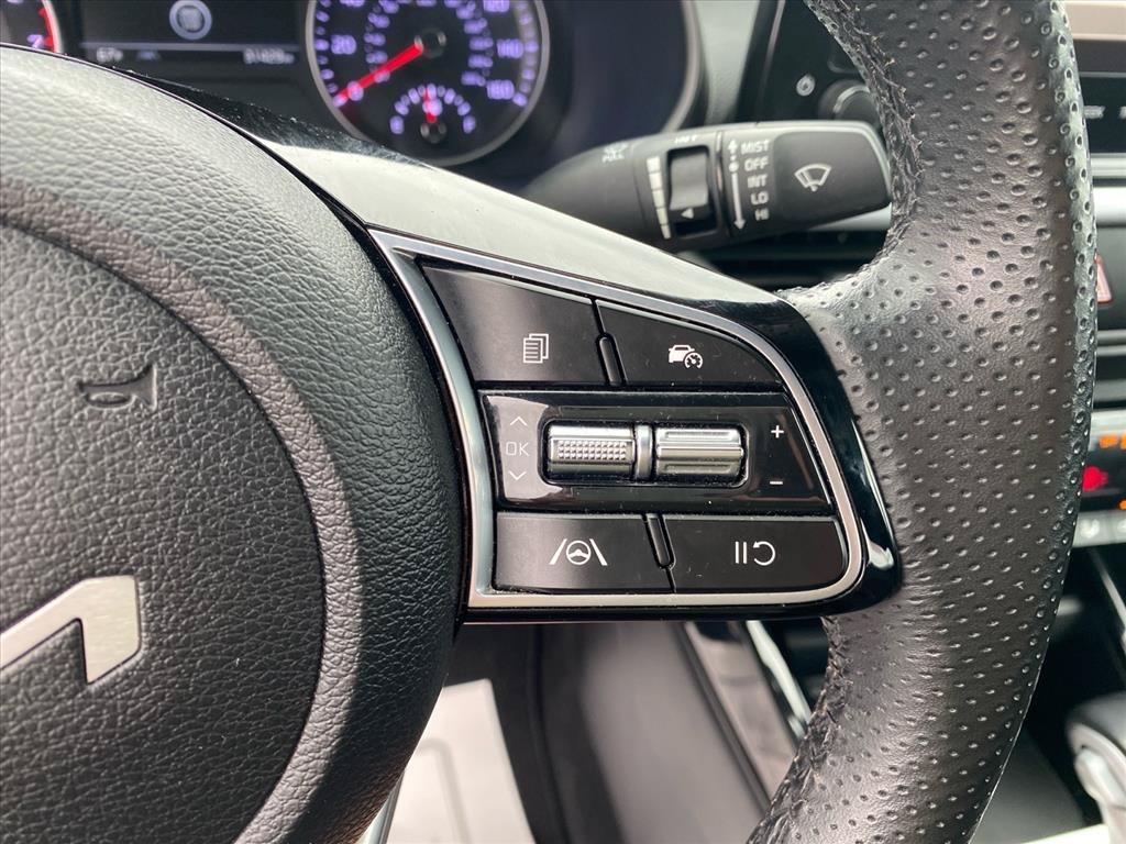 Certified Used 2023 Snow White Pearl Kia GT-Line image 17