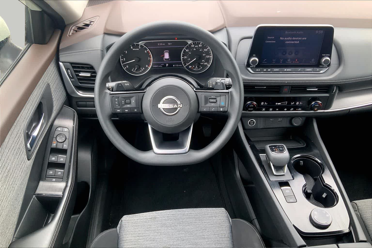 Used 2023 Pearl White Tricoat Nissan SV image 6