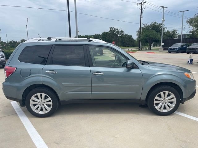 Used 2012  Subaru 2.5X image 2