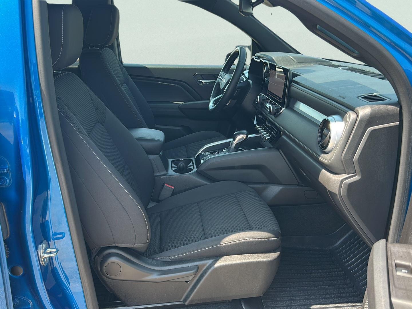 Used 2023 Glacier Blue Metallic Chevrolet 4WD LT image 23