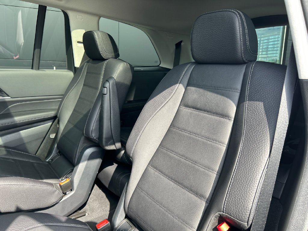 New 2026 Polar White Mercedes-Benz GLS 450 image 64