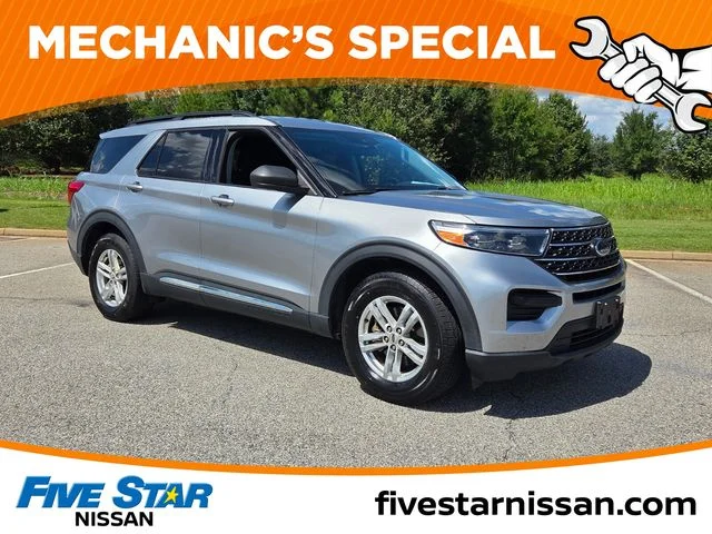 Used 2022 Silver Ford XLT image 1