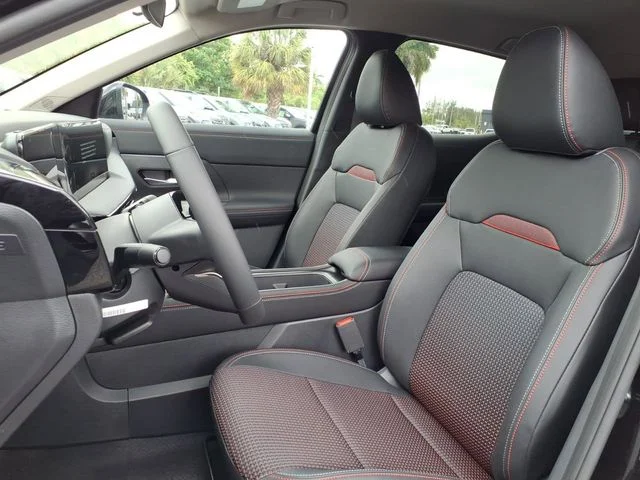 New 2026 Canyon Bronze Metallic Nissan SR image 9
