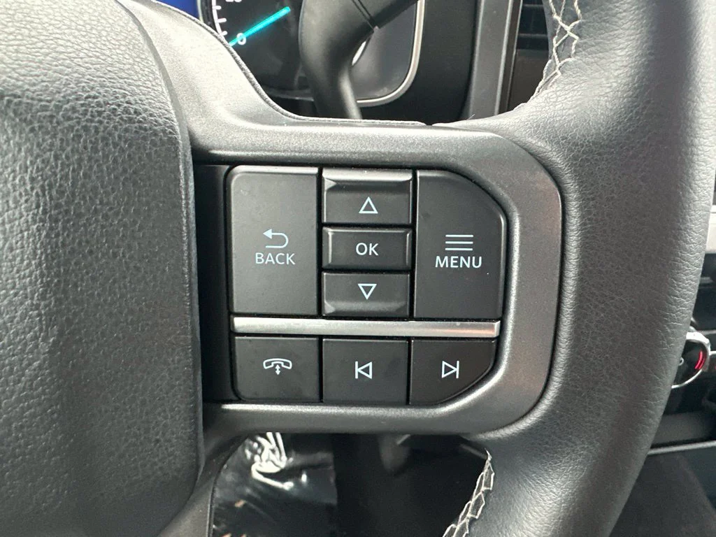 Used 2023 Black Metallic Ford XLT image 19