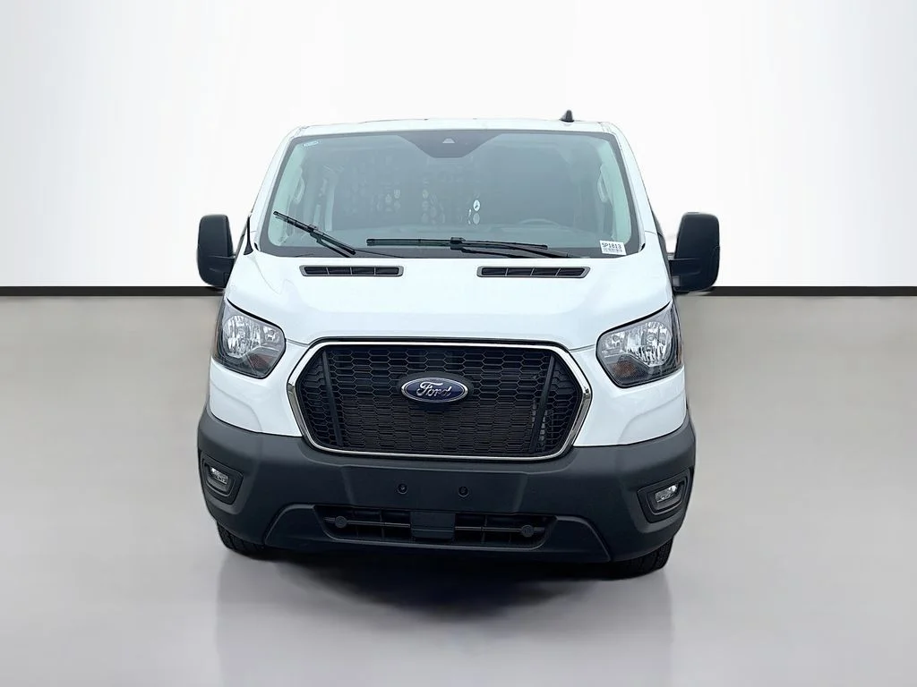 Used 2025 Oxford White Ford Base image 8