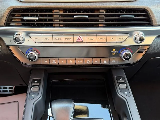 Used 2021 Silver Kia SX image 22