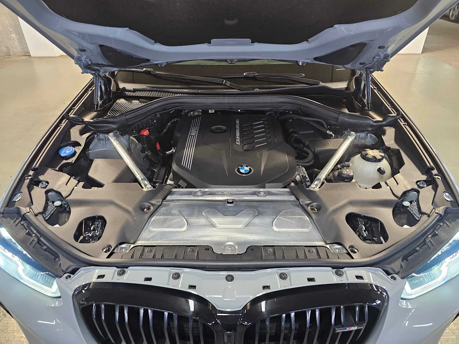 Used 2023 Brooklyn Grey Metallic BMW M40i image 9