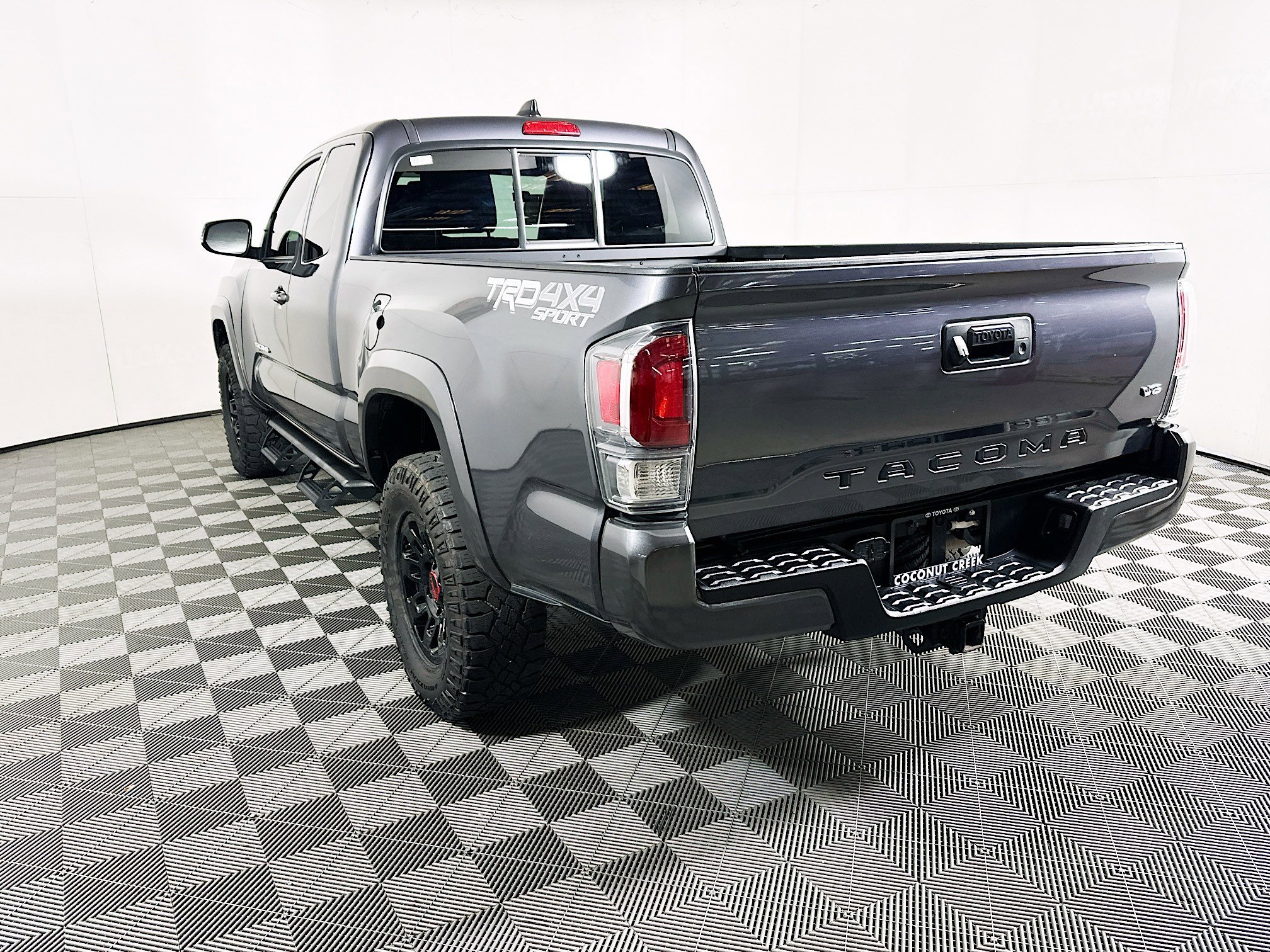 2022 Toyota Tacoma thumbnail 7