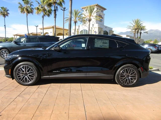 2026 Ford Mustang-Mach-e Premium's photo