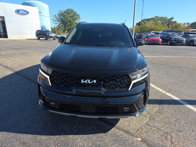 Used 2023 Black Kia SX image 8
