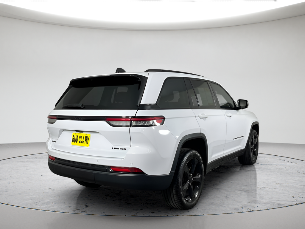 Used 2024 White Jeep Limited image 5