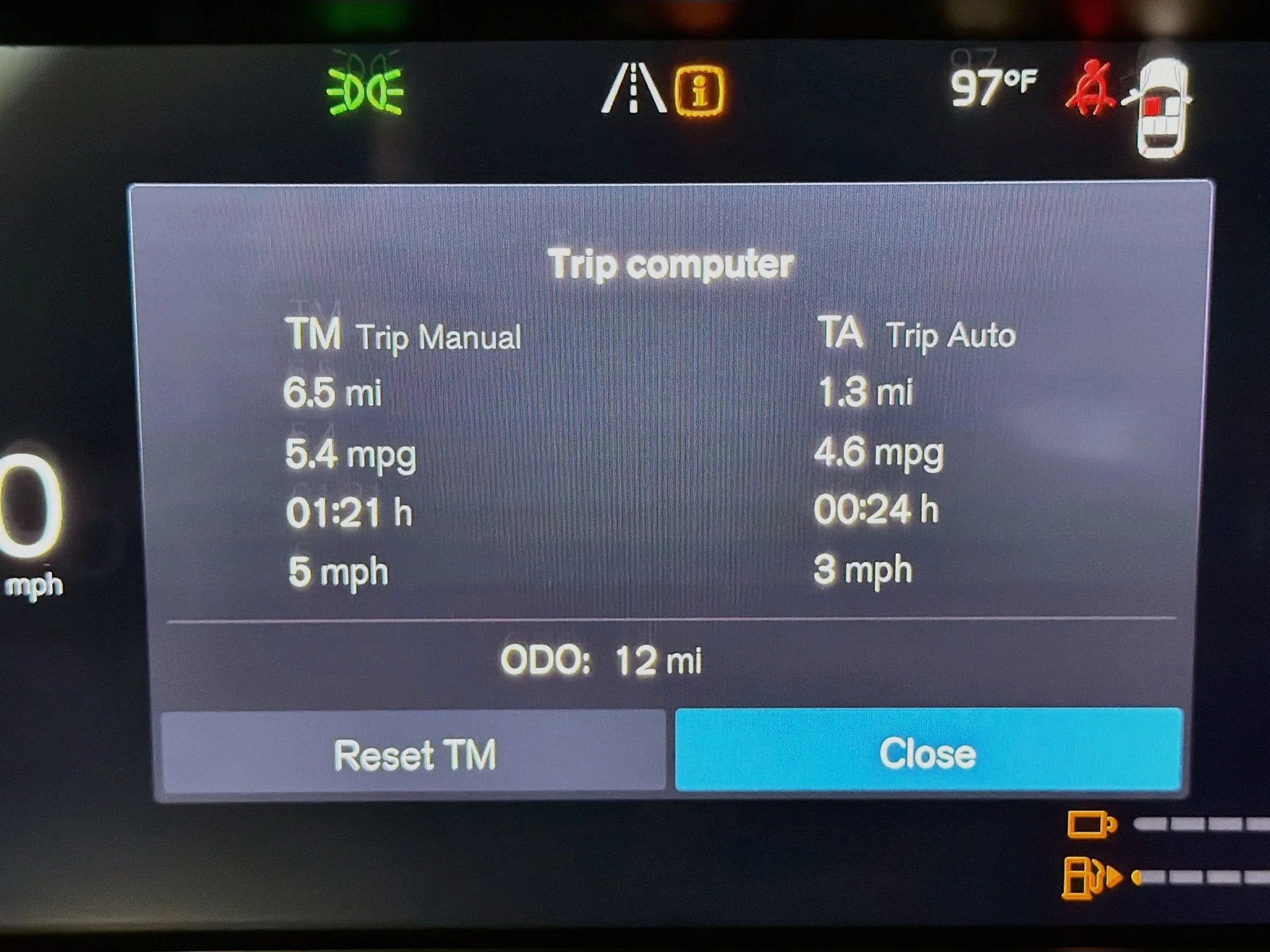 New 2026 Vapour Grey Volvo Plus image 11