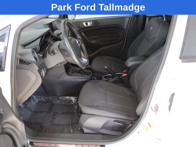 Used 2017 White Platinum Clearcoat Metallic Ford ST image 13