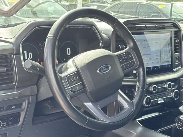 Used 2023  Ford Lariat image 17
