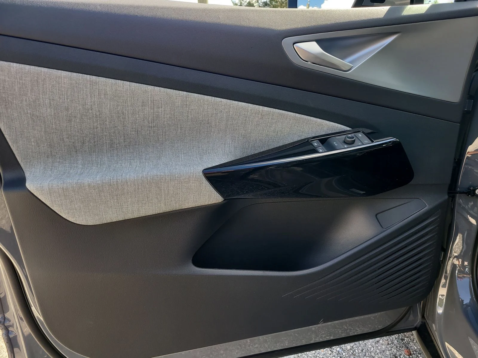2025 Volkswagen ID.4 PRO - Photo 16
