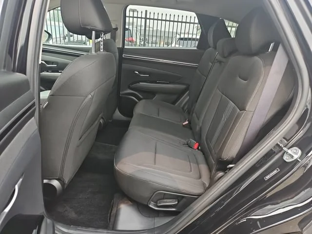 Used 2022 Black Hyundai SEL image 26