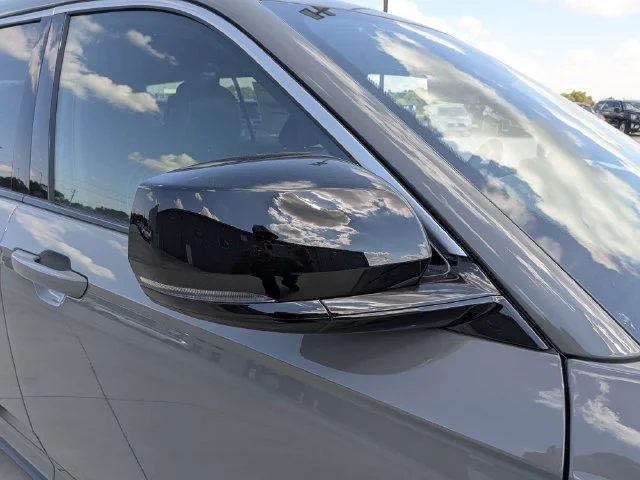 New 2027 Gray Jeep Limited image 9