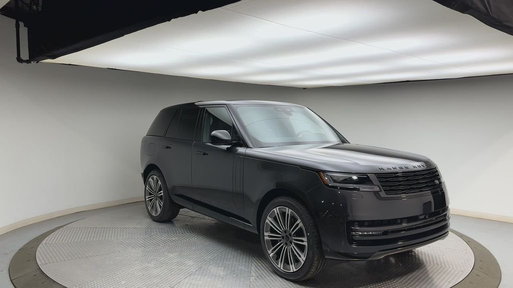 New 2026 Carpathian Grey Land Rover SE image 8