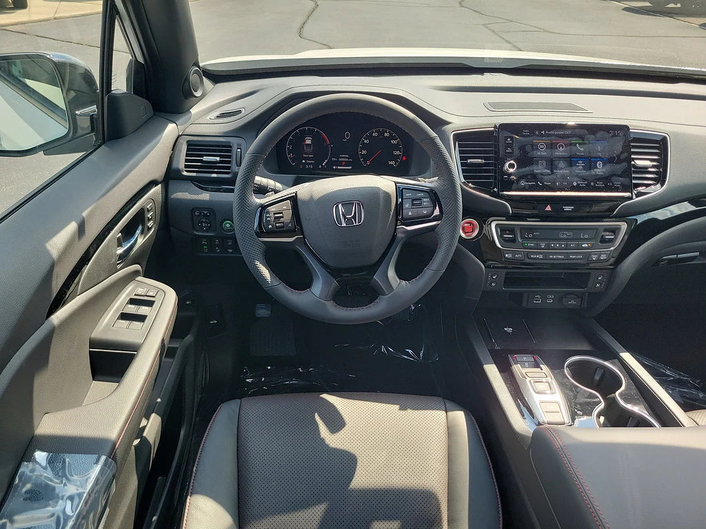 New 2026 Platinum White Pearl Honda Black Edition image 6