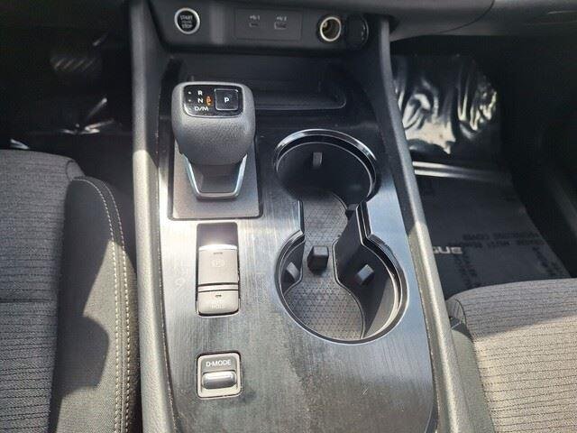 Used 2023 Pearl White Tricoat Nissan SV image 18