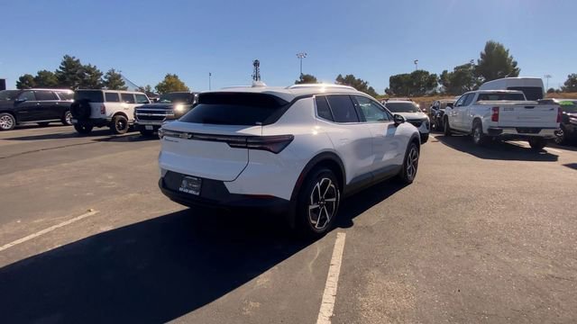 2026 Chevrolet Equinox EV 2LT - Photo 8