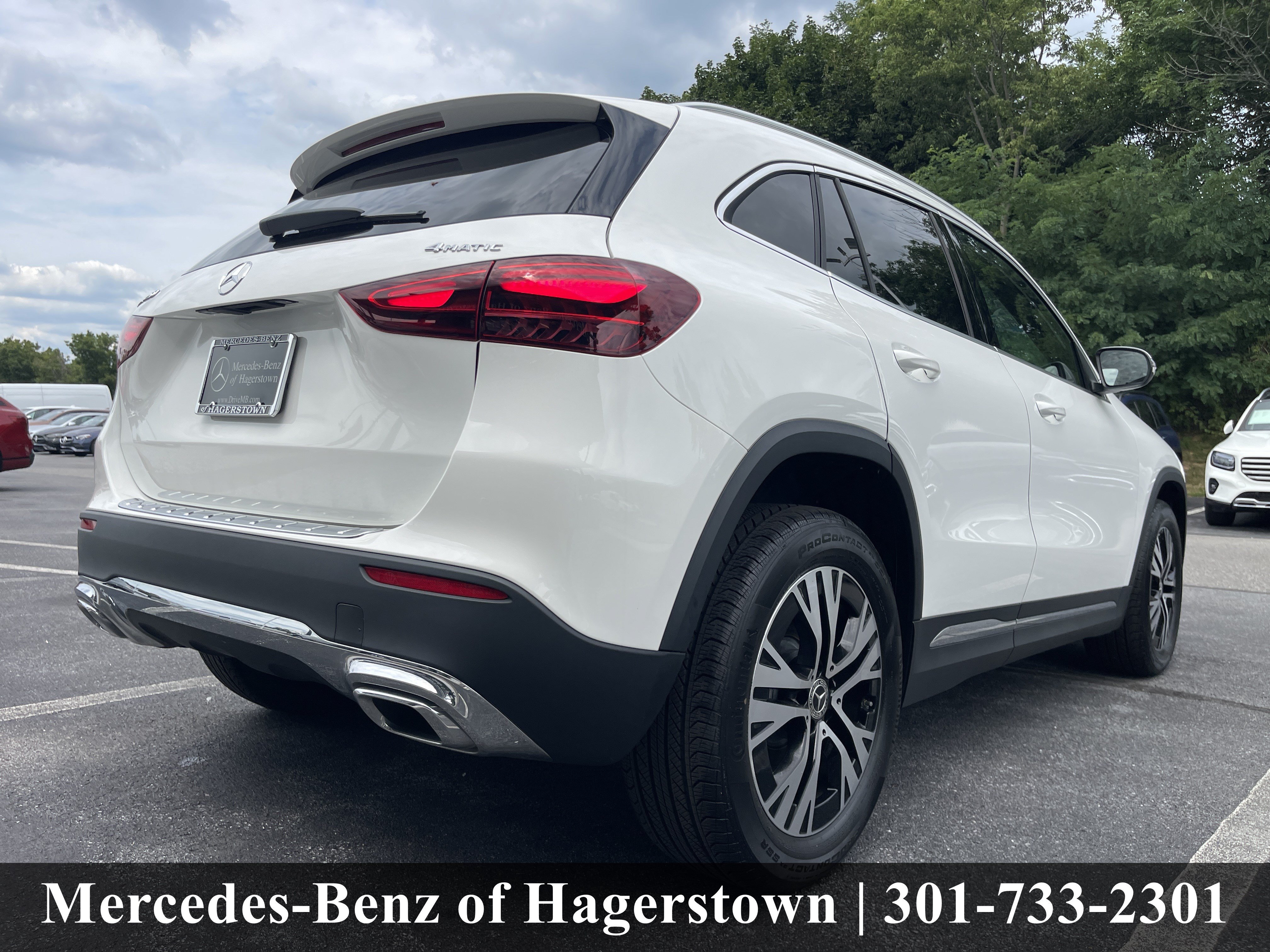 Certified Used 2025 Polar White Mercedes-Benz GLA 250 4MATIC® SUV image 35