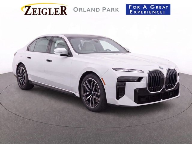 2027 BMW 740i 