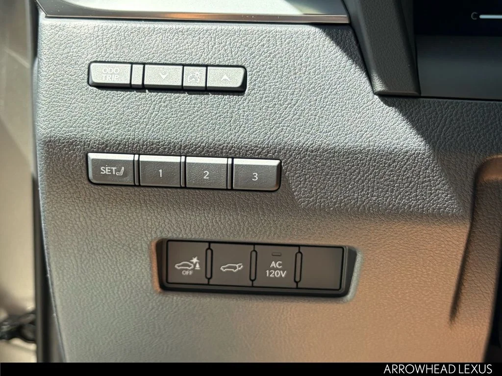 Used 2026 Silver Lexus 550 Premium+ image 28