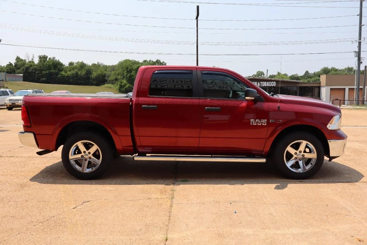 Used 2015 Deep Cherry Red Crystal Pearl Coat/Black Clear Coat Ram Outdoorsman image 6