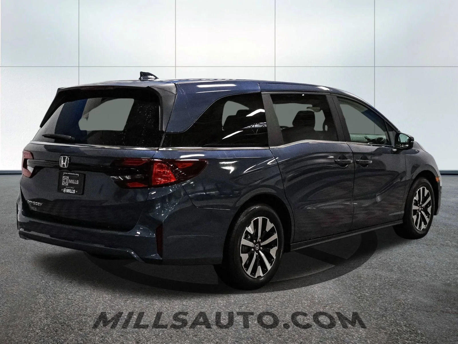 New 2027 Smoke Blue Pearl Honda EX-L image 8