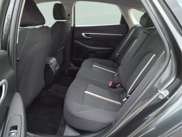 Used 2024  Hyundai SEL image 15