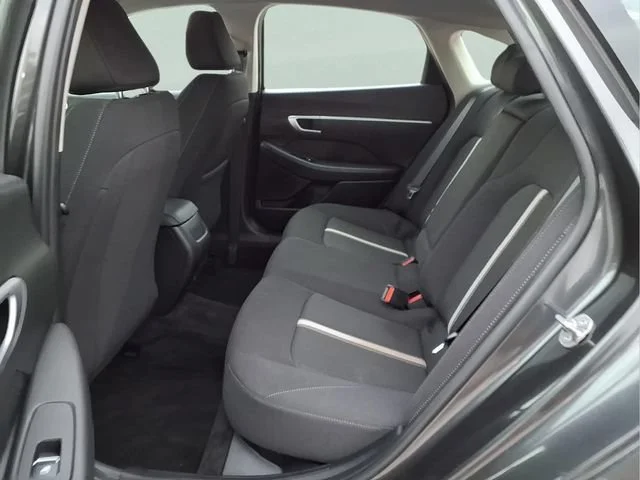 Used 2024  Hyundai SEL image 15