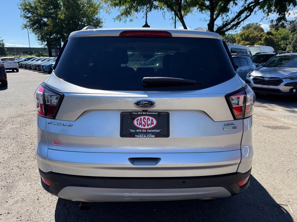Used 2018 Ingot Silver Ford SEL image 9