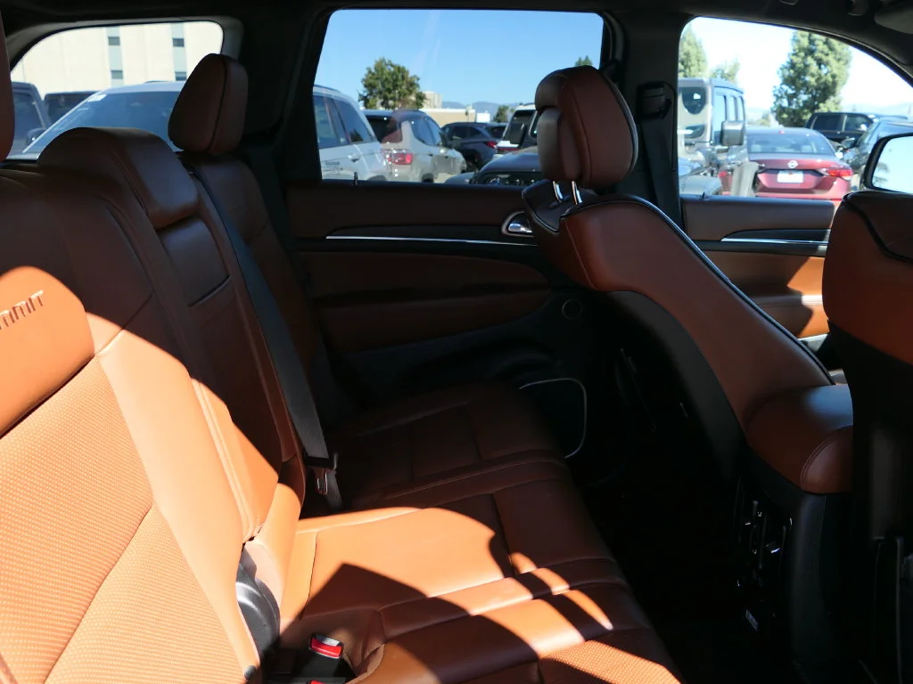 Certified Used 2017 Velvet Jeep Summit image 23