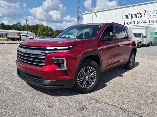 2025 Chevrolet Traverse LT