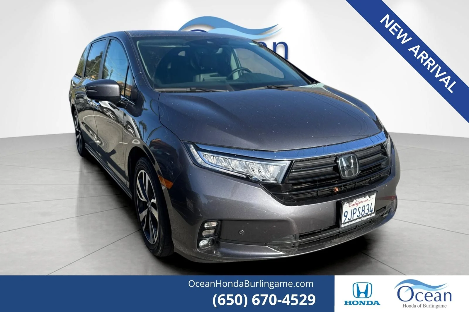 Certified Used 2024 Modern Steel Metallic Honda Touring image 1