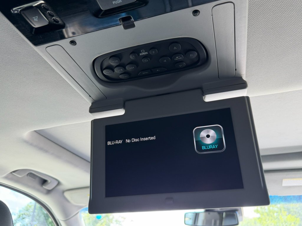 Used 2015 Black Chevrolet LTZ image 32