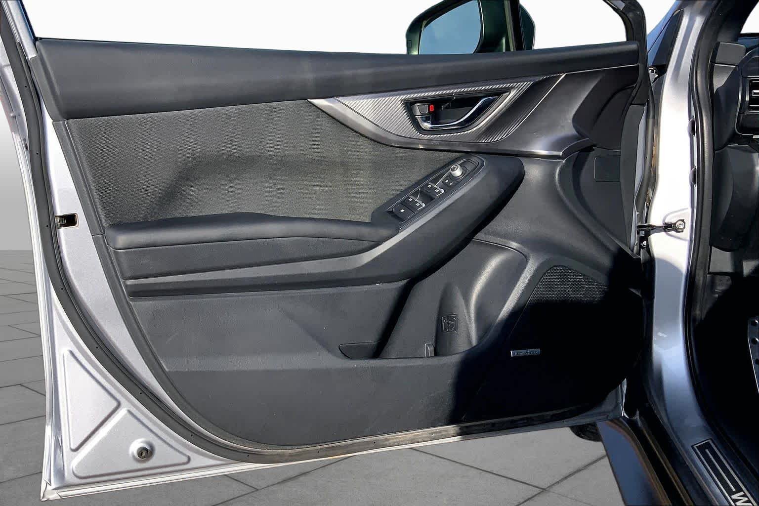 Used 2023 Ice Silver Metallic Subaru Premium image 22