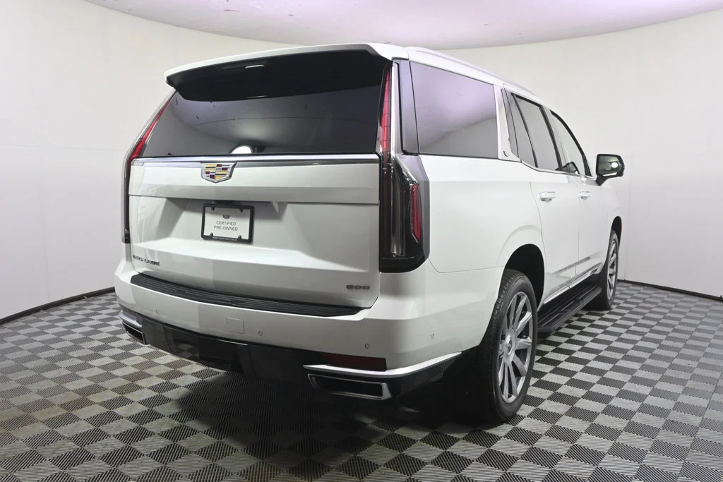 Used 2024 Crystal White Tricoat Cadillac Premium Luxury Platinum image 6