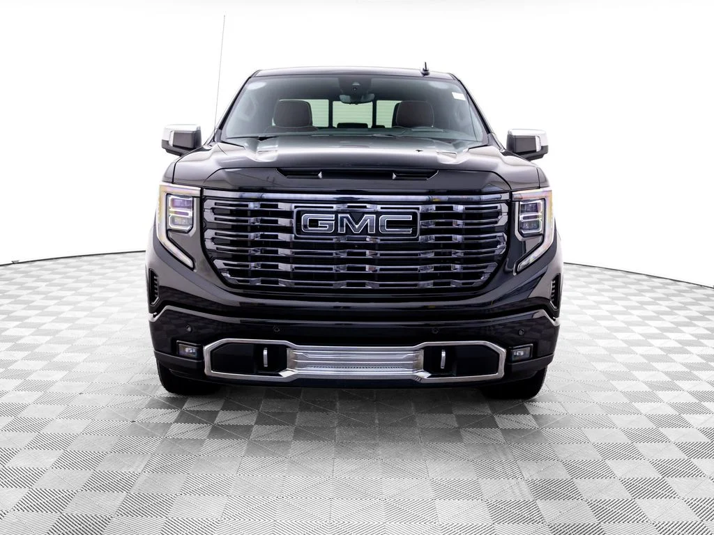 Used 2025 Black GMC Denali Ultimate image 11