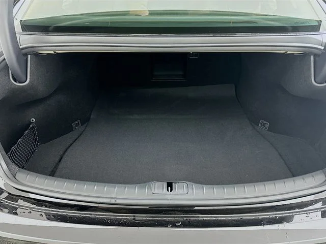 New 2025 Black Genesis 2.5T image 24