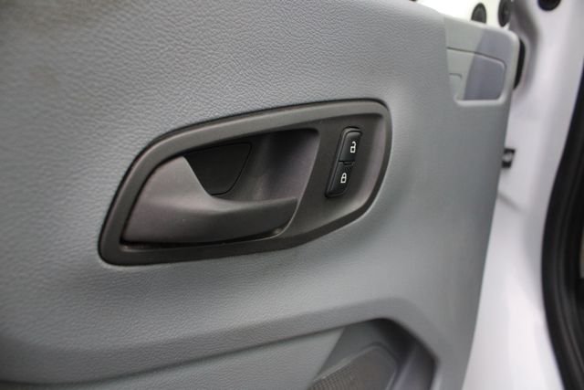 Used 2018 Oxford White Ford Base image 6