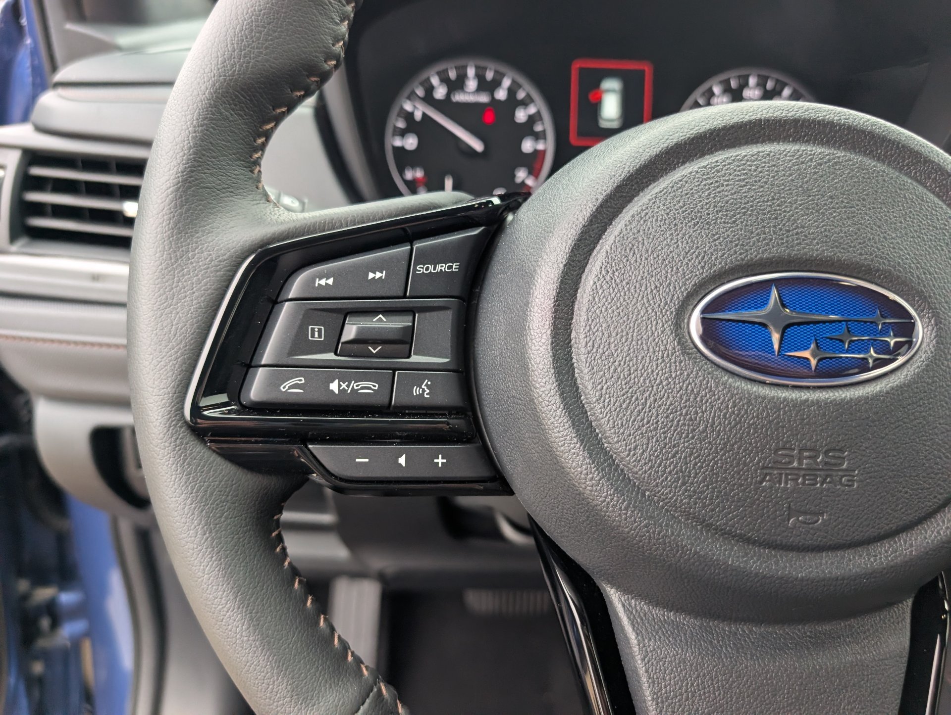 New 2026 DAYBREAK BLUE PEARL Subaru Touring image 10