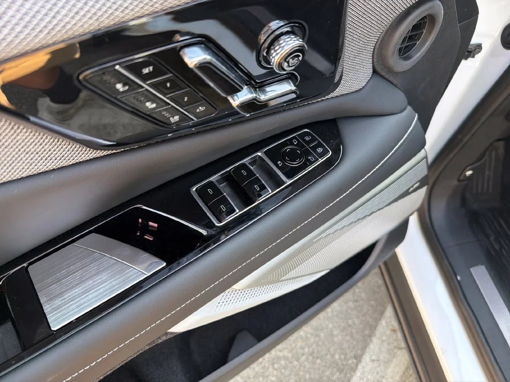 2027 Cadillac OPTIQ Premium Sport - Photo 21
