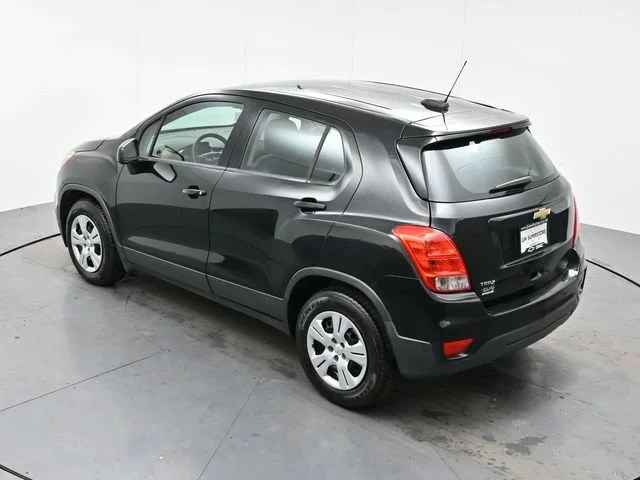 Used 2017 MOSAIC BLACK METALLIC Chevrolet LS image 32